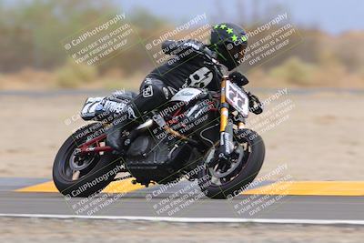 media/Sep-10-2022-SoCal Trackdays (Sat) [[a5bf35bb4a]]/Turn 6 (1140am)/